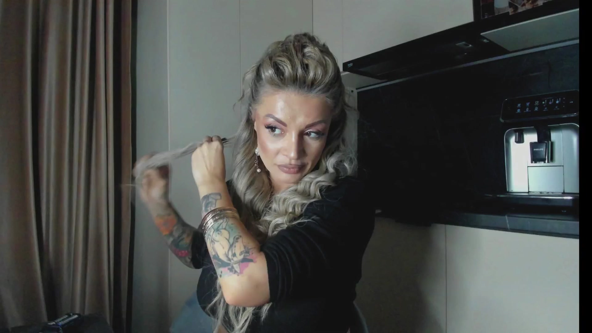 Gallery image thumbnail from BOO_D's myfreecams stream on, 12/30/2025, 21:28 image 16 of 20