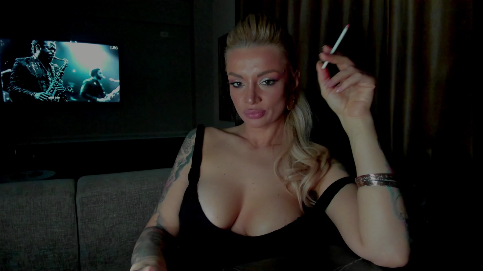 Gallery image thumbnail from BOO_D's myfreecams stream on, 01/25/2026, 23:26 image 8 of 20