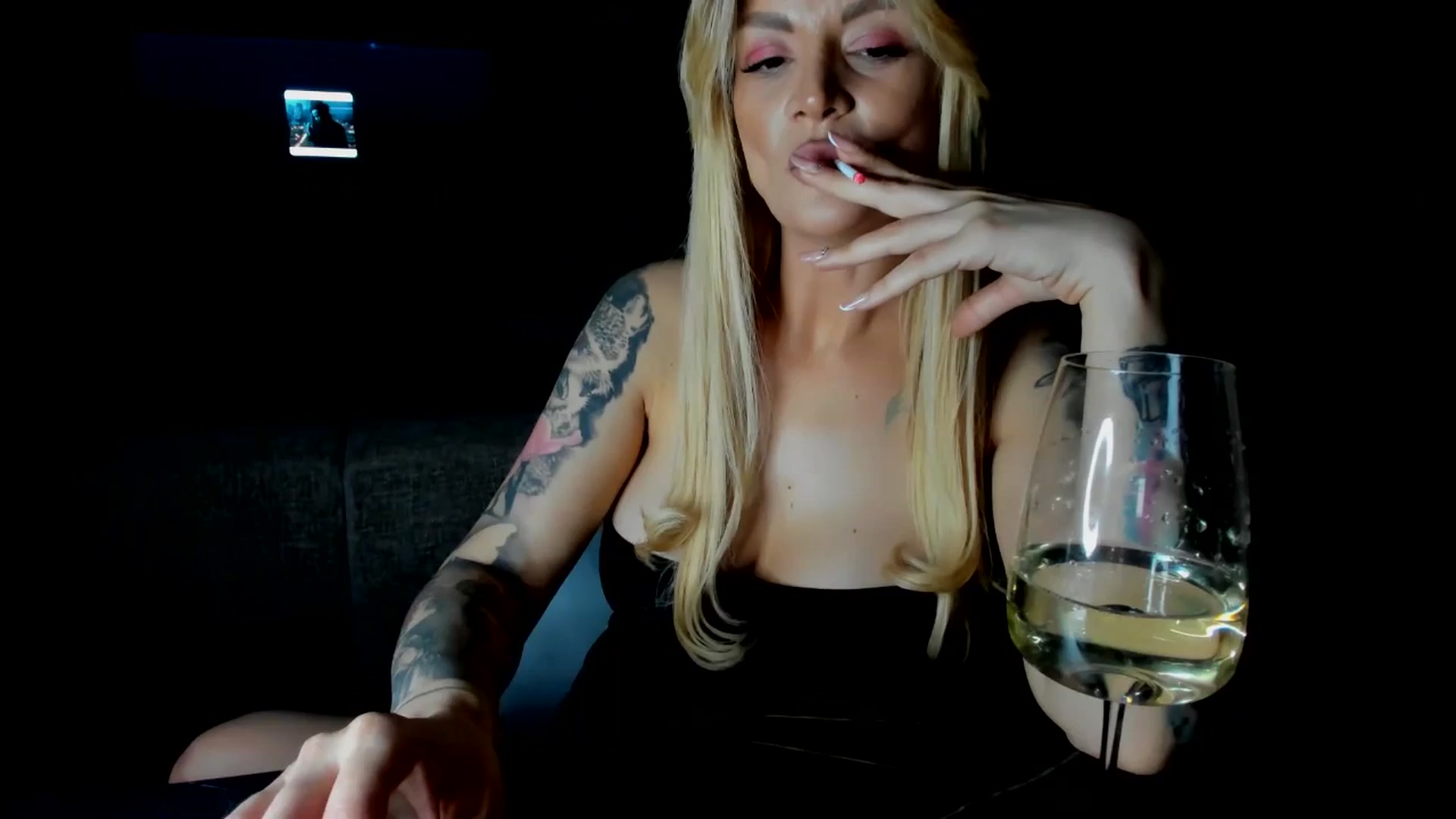 Gallery image thumbnail from BOO_D's myfreecams stream on, 03/04/2026, 20:57 image 1 of 20