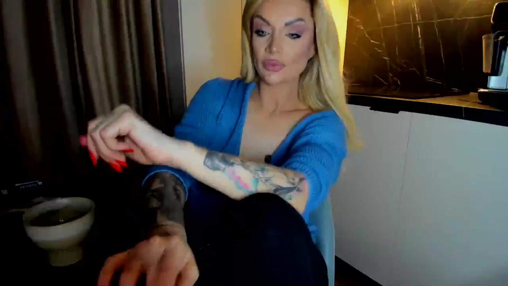 Gallery image thumbnail from BOO_D's myfreecams stream on, 03/26/2026, 22:47 image 10 of 20
