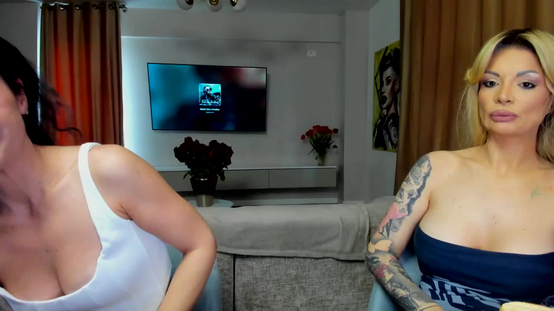 Gallery image thumbnail from BOO_D's myfreecams stream on, 04/21/2026, 10:25 image 1 of 20