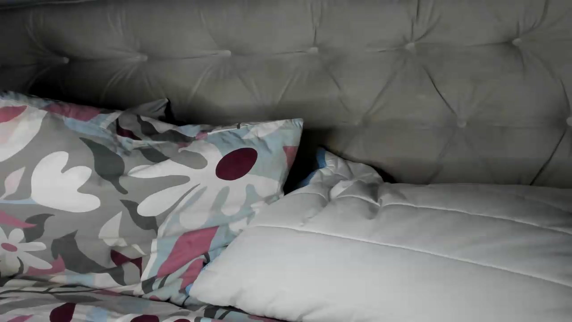 Gallery image thumbnail from BOO_D's myfreecams stream on, 05/18/2026, 24:04 image 4 of 20