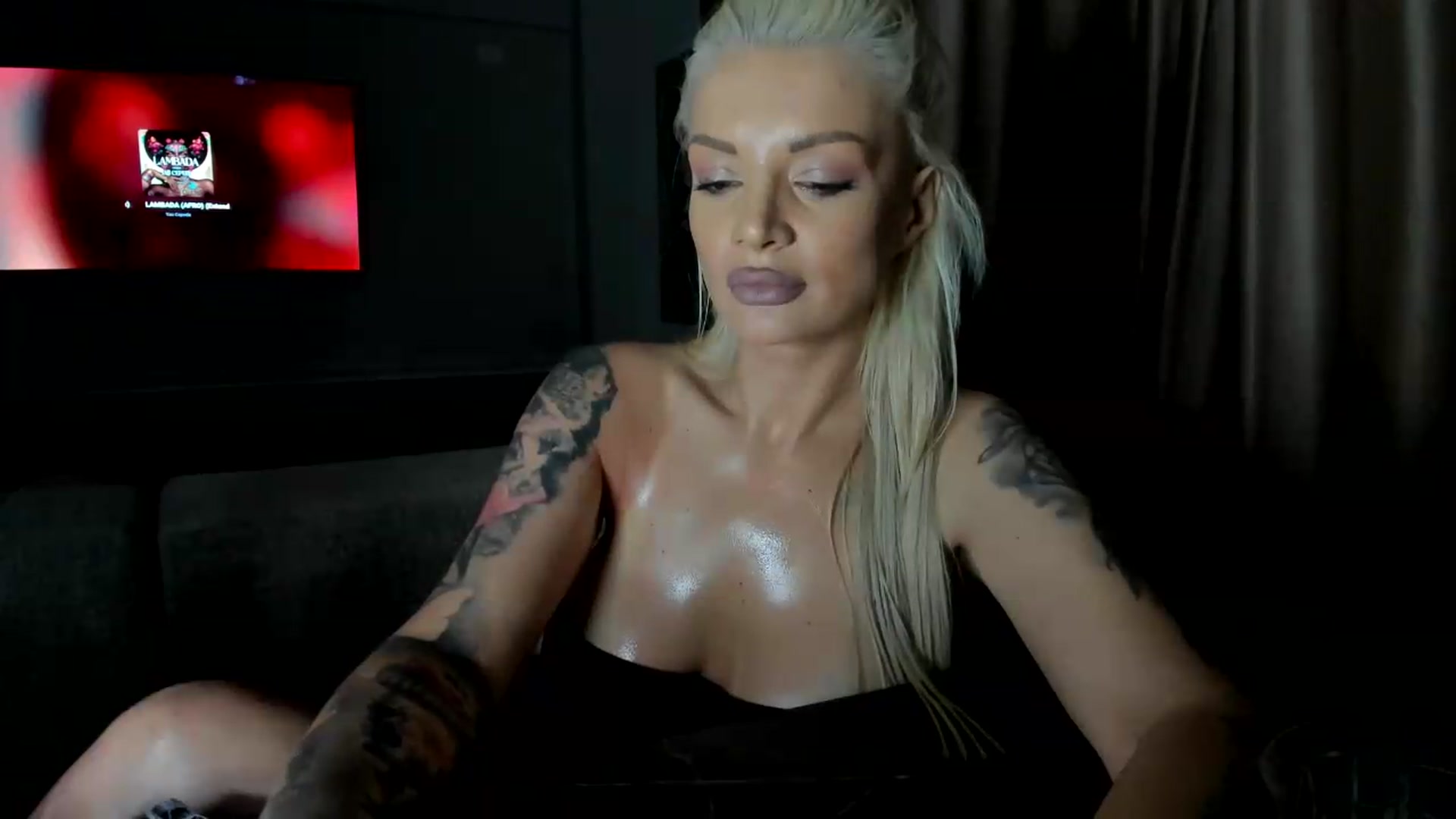Gallery image thumbnail from BOO_D's myfreecams stream on, 06/25/2026, 24:35 image 10 of 20