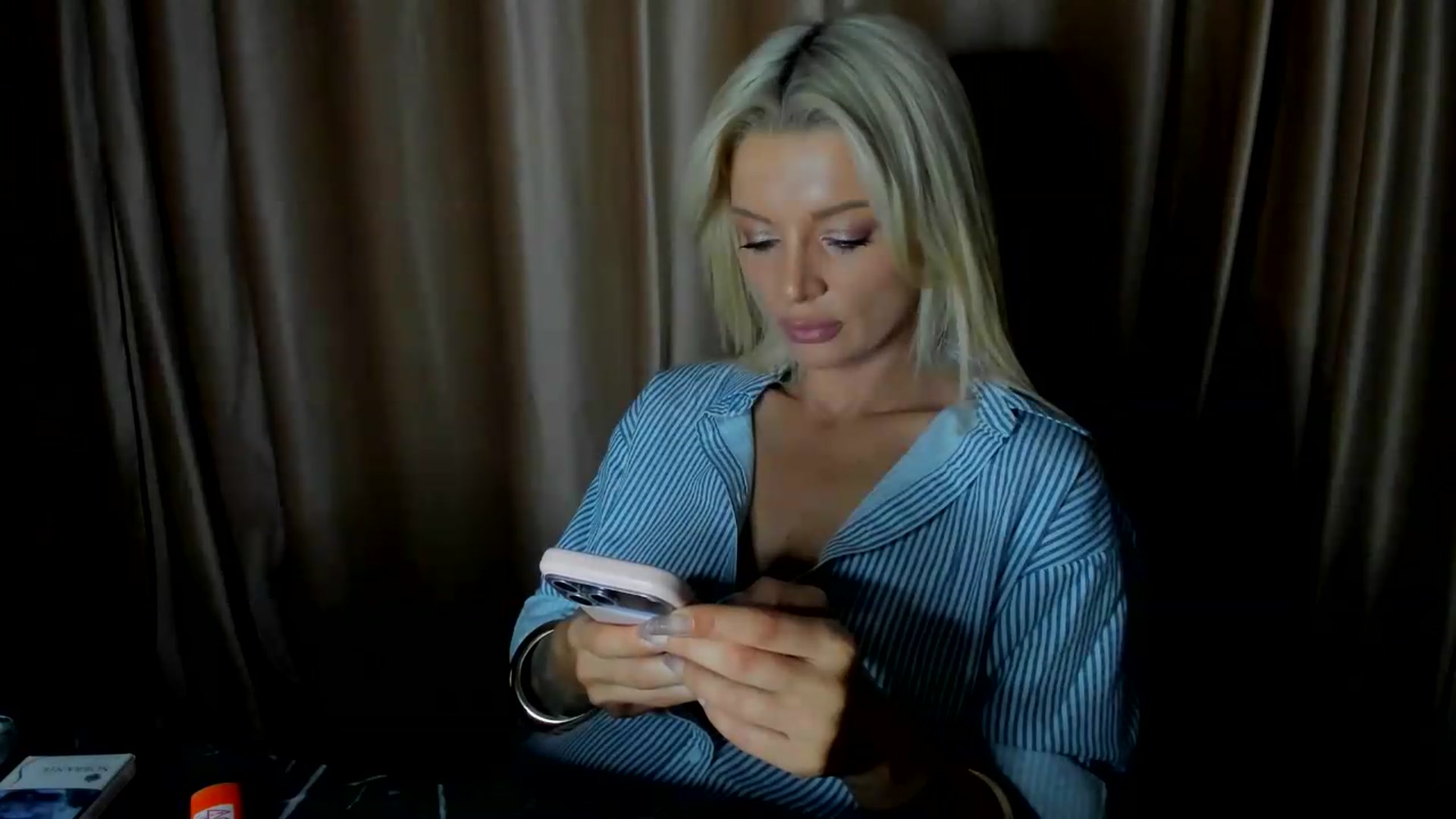 Gallery image thumbnail from BOO_D's myfreecams stream on, 07/12/2026, 22:37 image 16 of 20