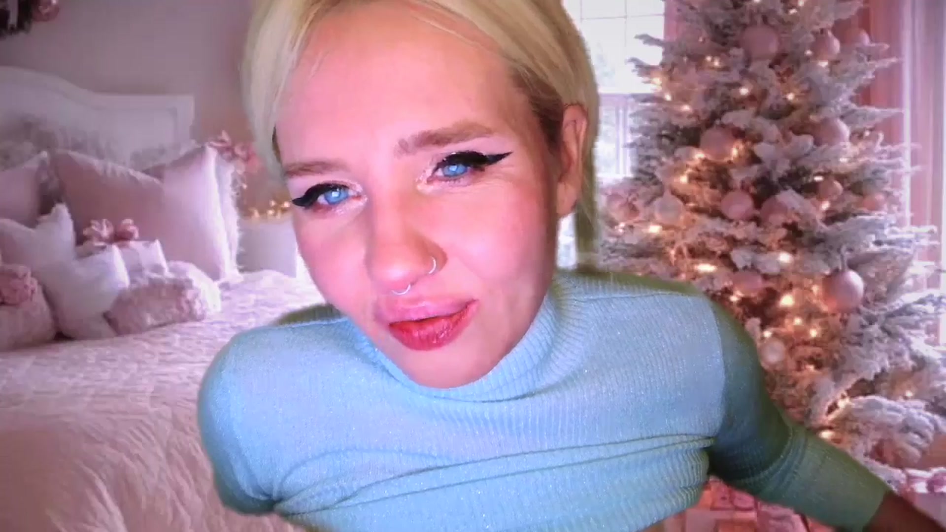 Gallery image thumbnail from BUTTERFACE's myfreecams stream on, 12/28/2025, 18:21 image 14 of 20