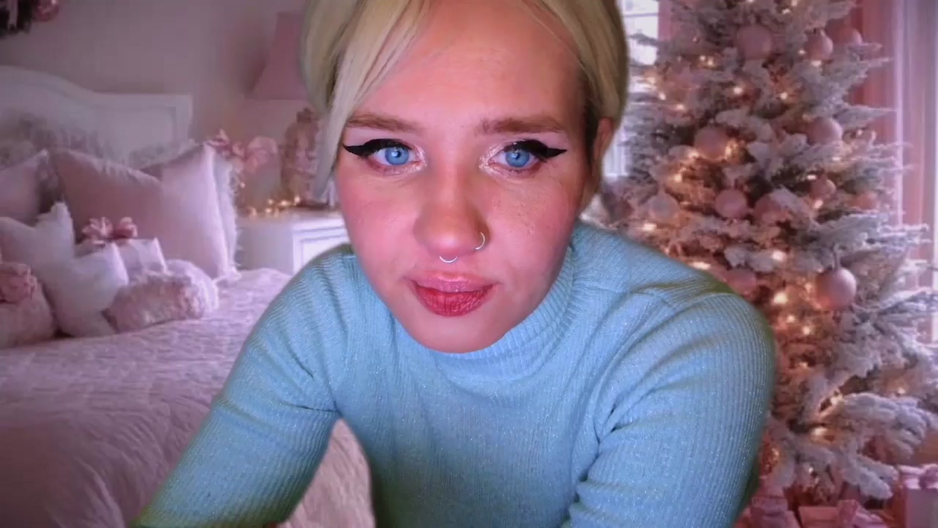 Gallery image thumbnail from BUTTERFACE's myfreecams stream on, 12/28/2025, 18:21 image 11 of 20