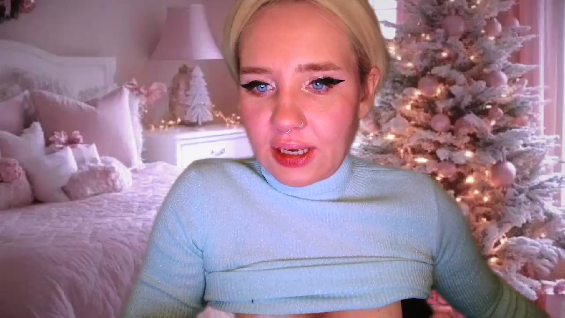 Gallery image thumbnail from BUTTERFACE's myfreecams stream on, 12/28/2025, 18:21 image 15 of 20