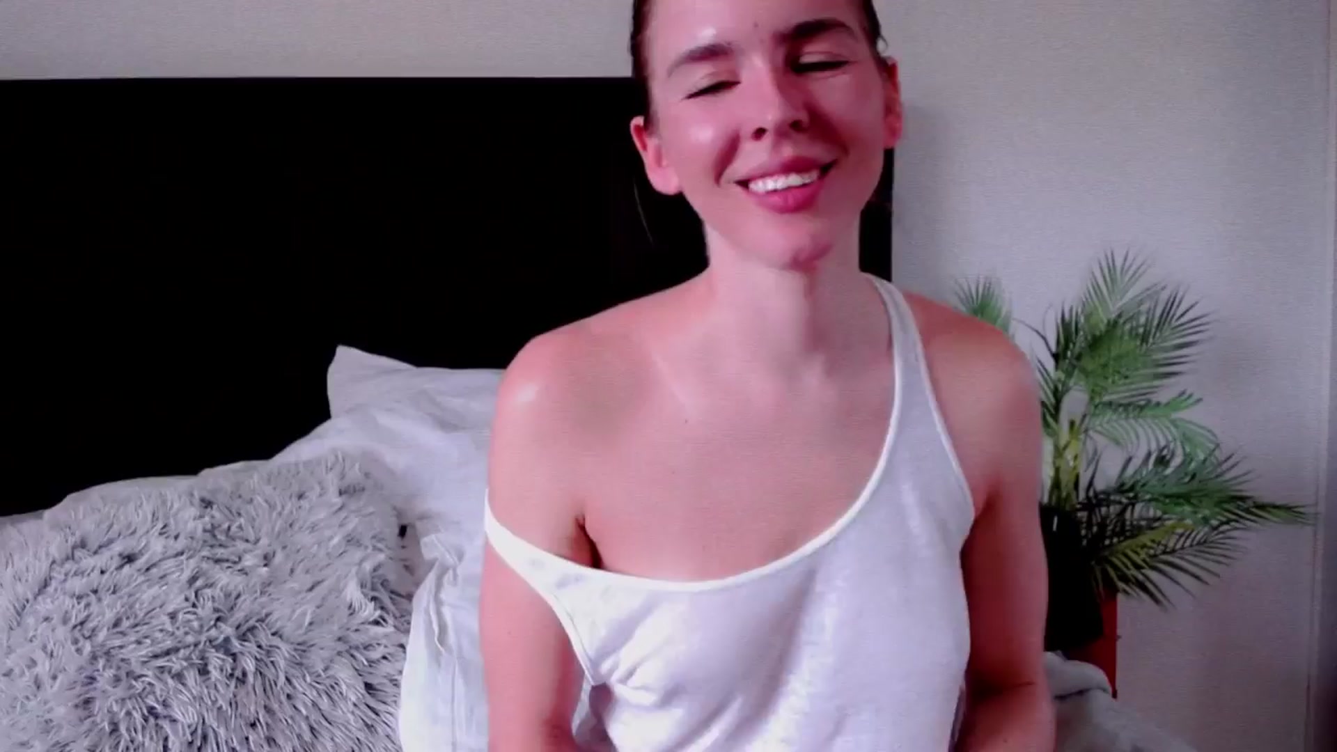Gallery image thumbnail from B_A_B_Y's myfreecams stream on, 03/28/2024, 15:52 image 8 of 20