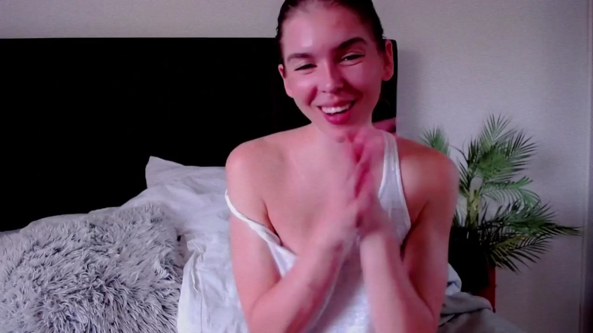 Gallery image thumbnail from B_A_B_Y's myfreecams stream on, 03/28/2024, 15:52 image 4 of 20