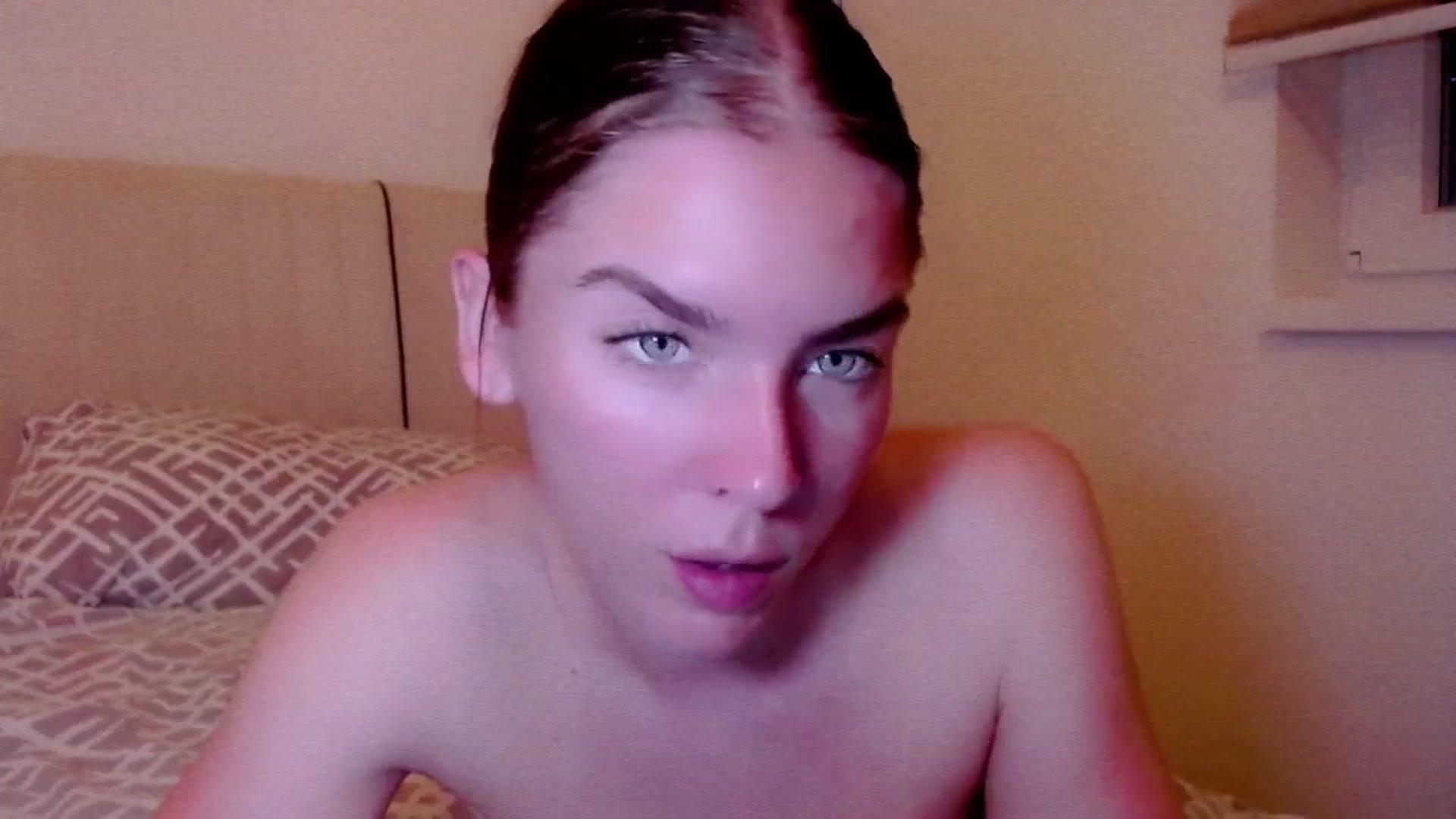 Gallery image thumbnail from B_A_B_Y's myfreecams stream on, 06/05/2024, 18:46 image 15 of 20
