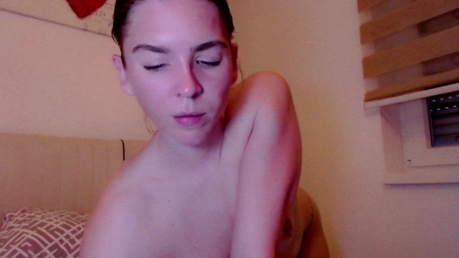 Gallery image thumbnail from B_A_B_Y's myfreecams stream on, 06/05/2024, 18:46 image 11 of 20