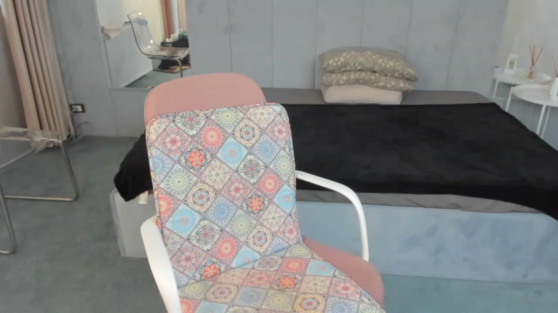 Gallery image thumbnail from B_Boo's myfreecams stream on, 11/23/2022, 12:36 image 1 of 20