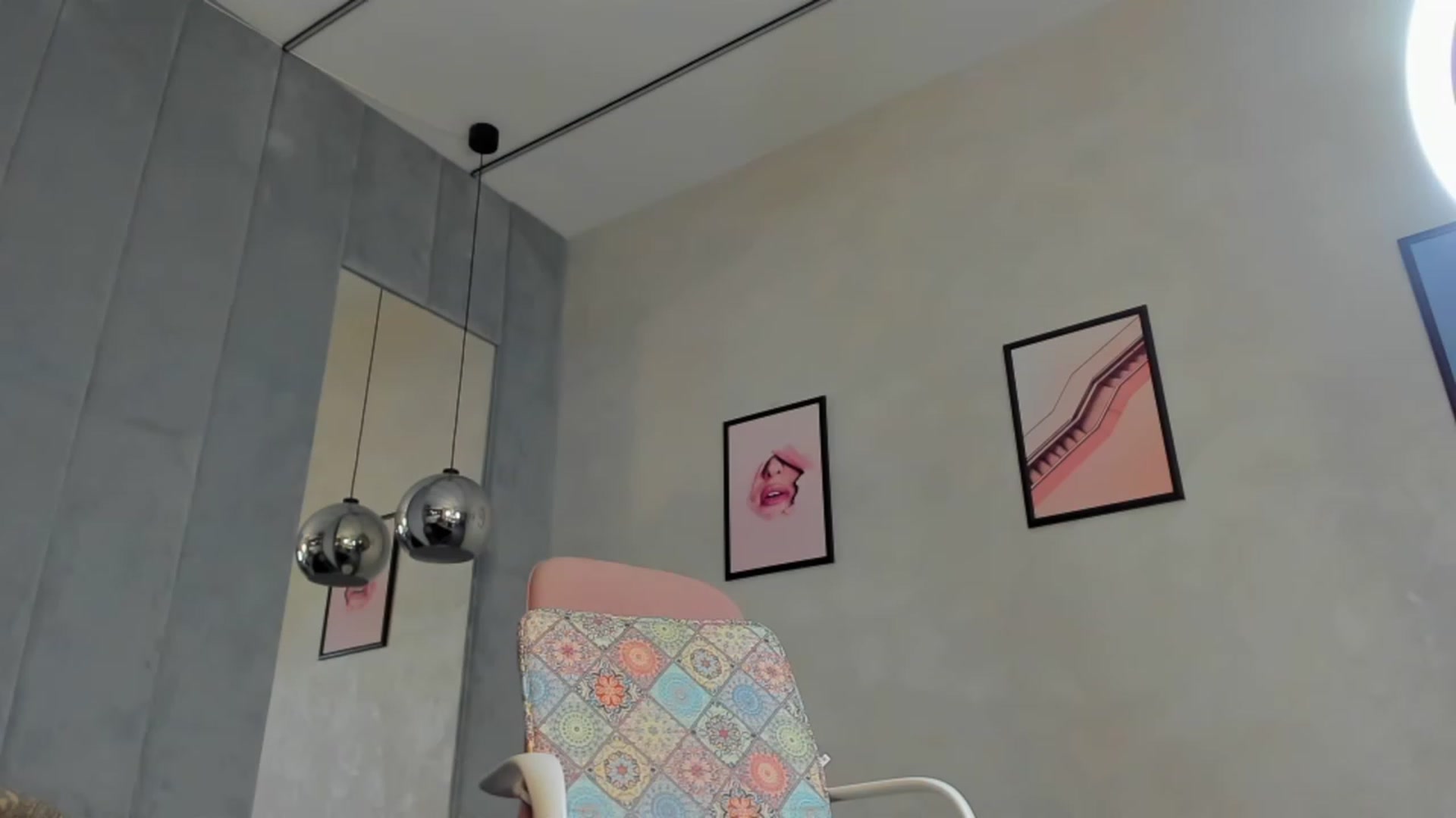 Gallery image thumbnail from B_Boo's myfreecams stream on, 11/27/2022, 15:21 image 15 of 20
