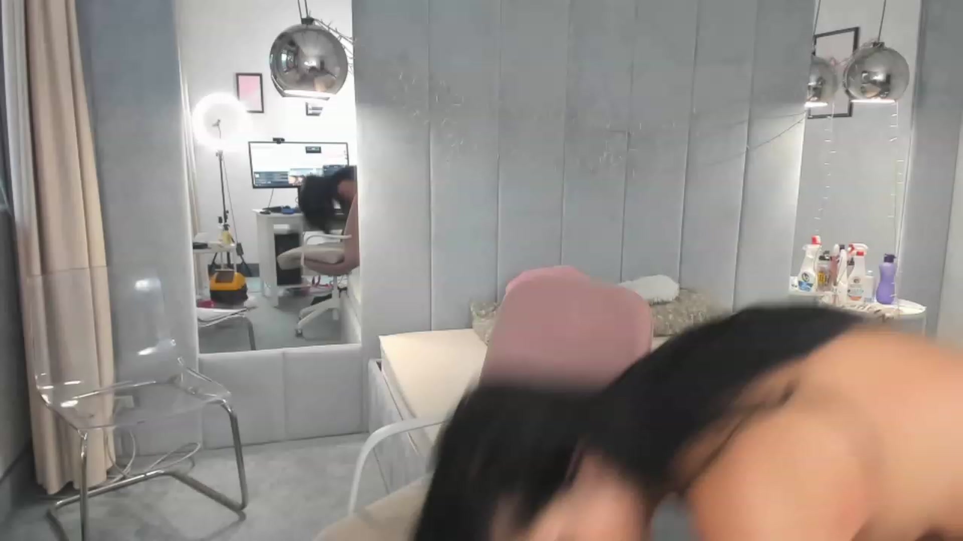 Gallery image thumbnail from B_Boo's myfreecams stream on, 01/21/2023, 14:49 image 12 of 20