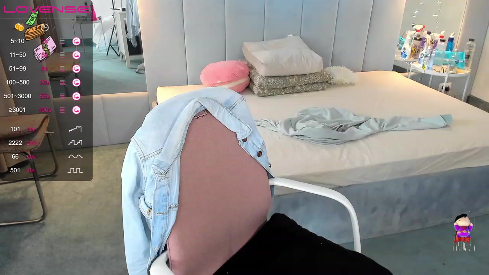 Gallery image thumbnail from B_Boo's myfreecams stream on, 03/11/2023, 11:52 image 13 of 20