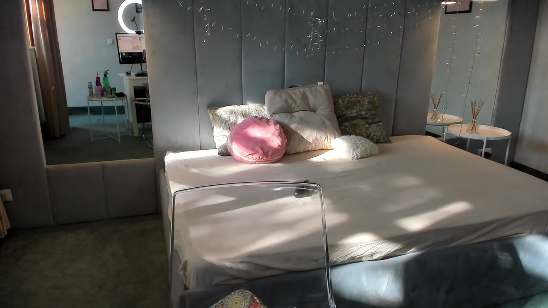 Gallery image thumbnail from B_Boo's myfreecams stream on, 03/19/2023, 14:17 image 19 of 20