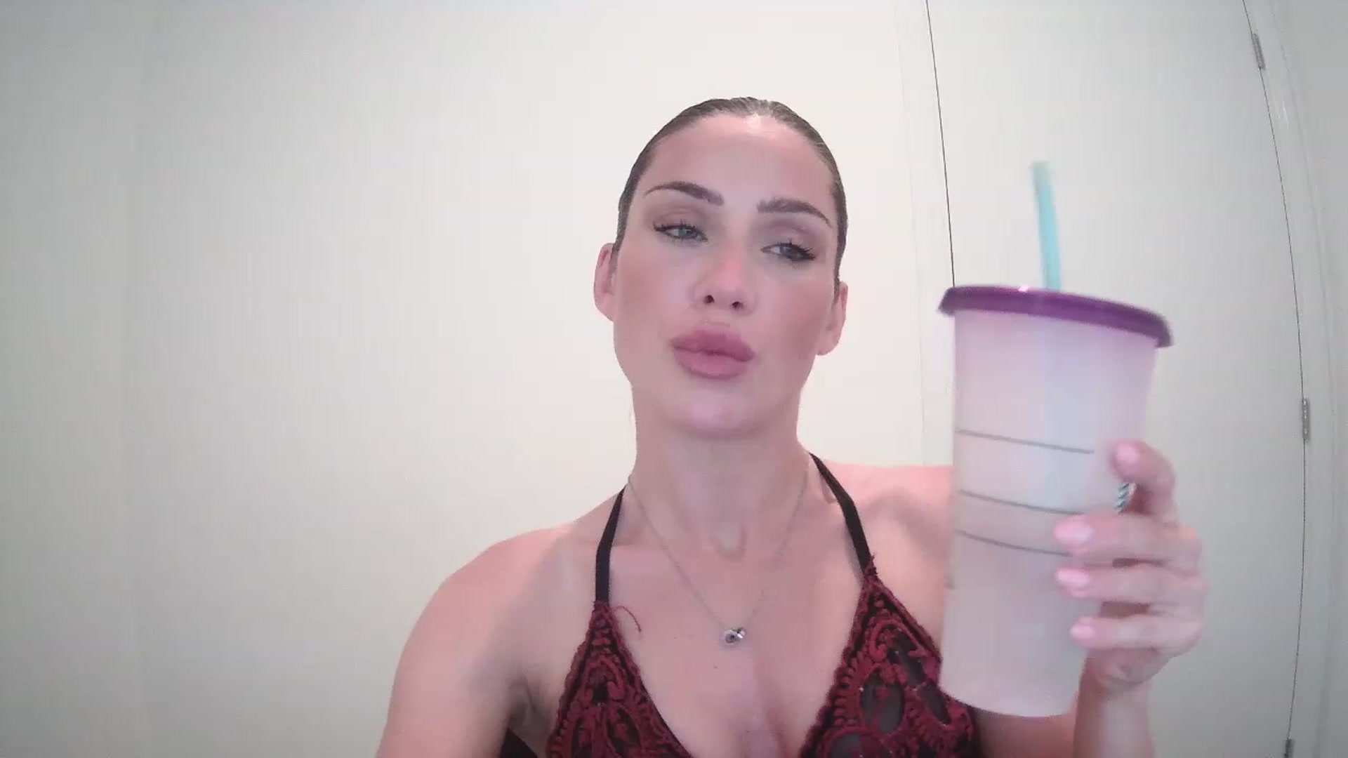 Gallery image thumbnail from B_Rhoades's myfreecams stream on, 06/06/2023, 08:23 image 7 of 20