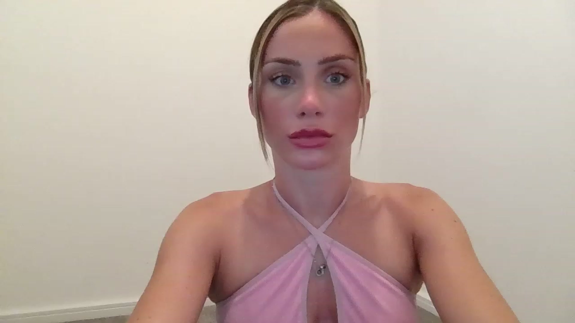 Gallery image thumbnail from B_Rhoades's myfreecams stream on, 06/14/2023, 12:37 image 19 of 20
