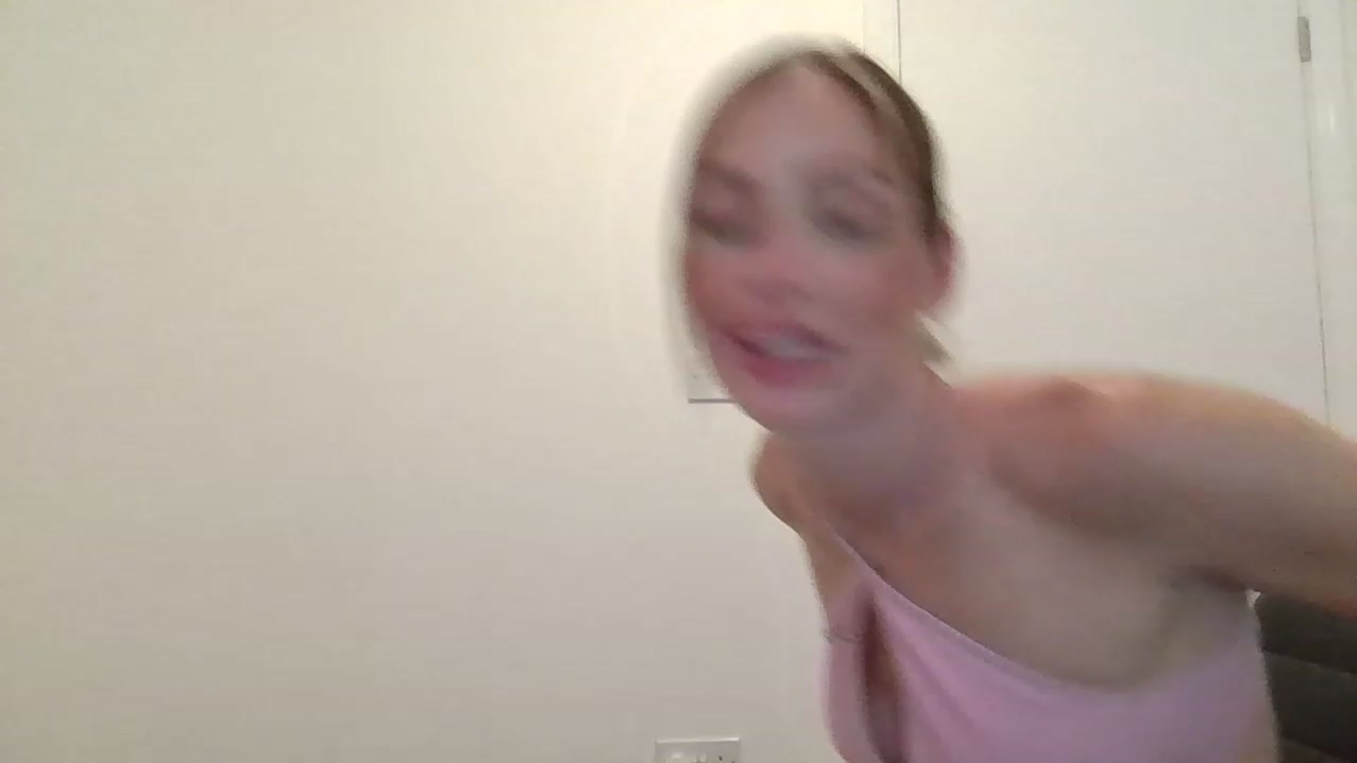 Gallery image thumbnail from B_Rhoades's myfreecams stream on, 06/14/2023, 12:37 image 2 of 20