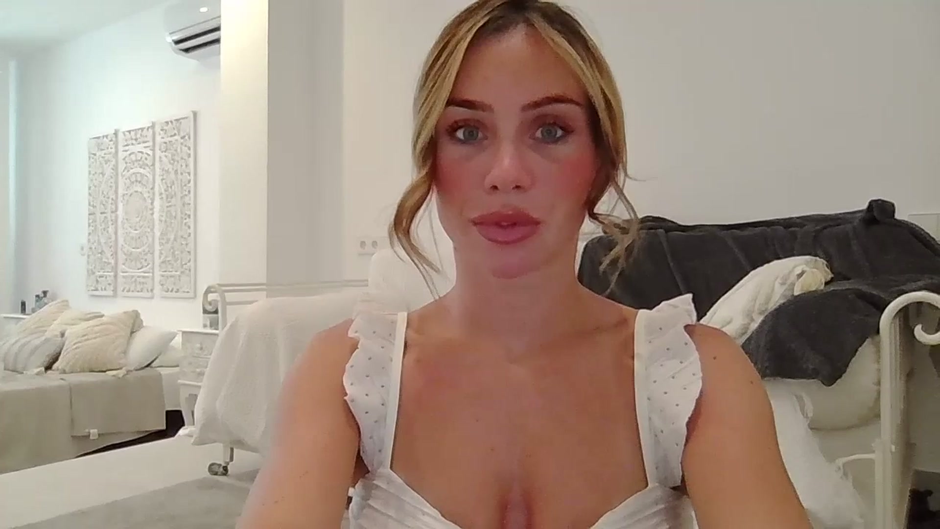 Gallery image thumbnail from B_Rhoades's myfreecams stream on, 07/12/2023, 10:11 image 9 of 20