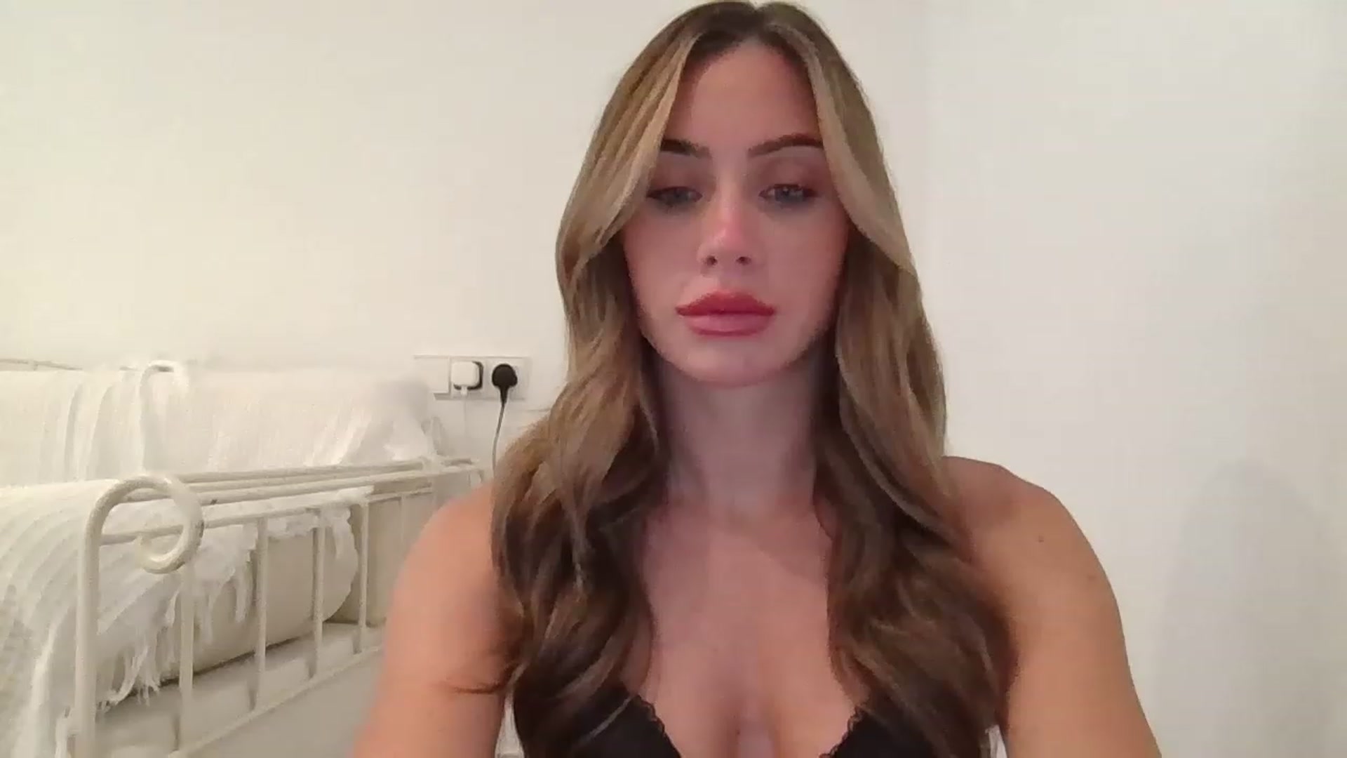Gallery image thumbnail from B_Rhoades's myfreecams stream on, 07/24/2023, 07:14 image 19 of 20