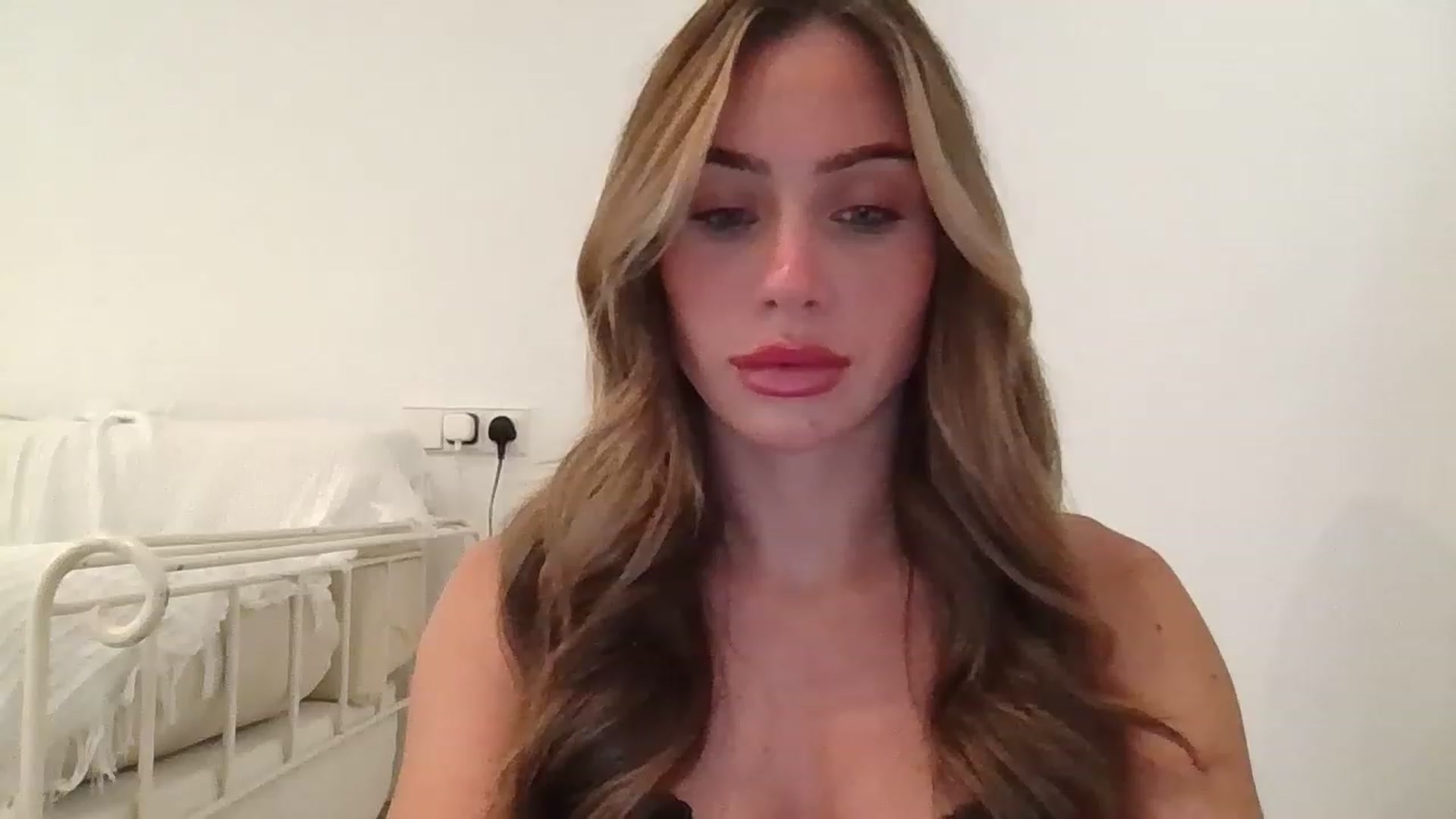 Gallery image thumbnail from B_Rhoades's myfreecams stream on, 07/24/2023, 07:14 image 13 of 20