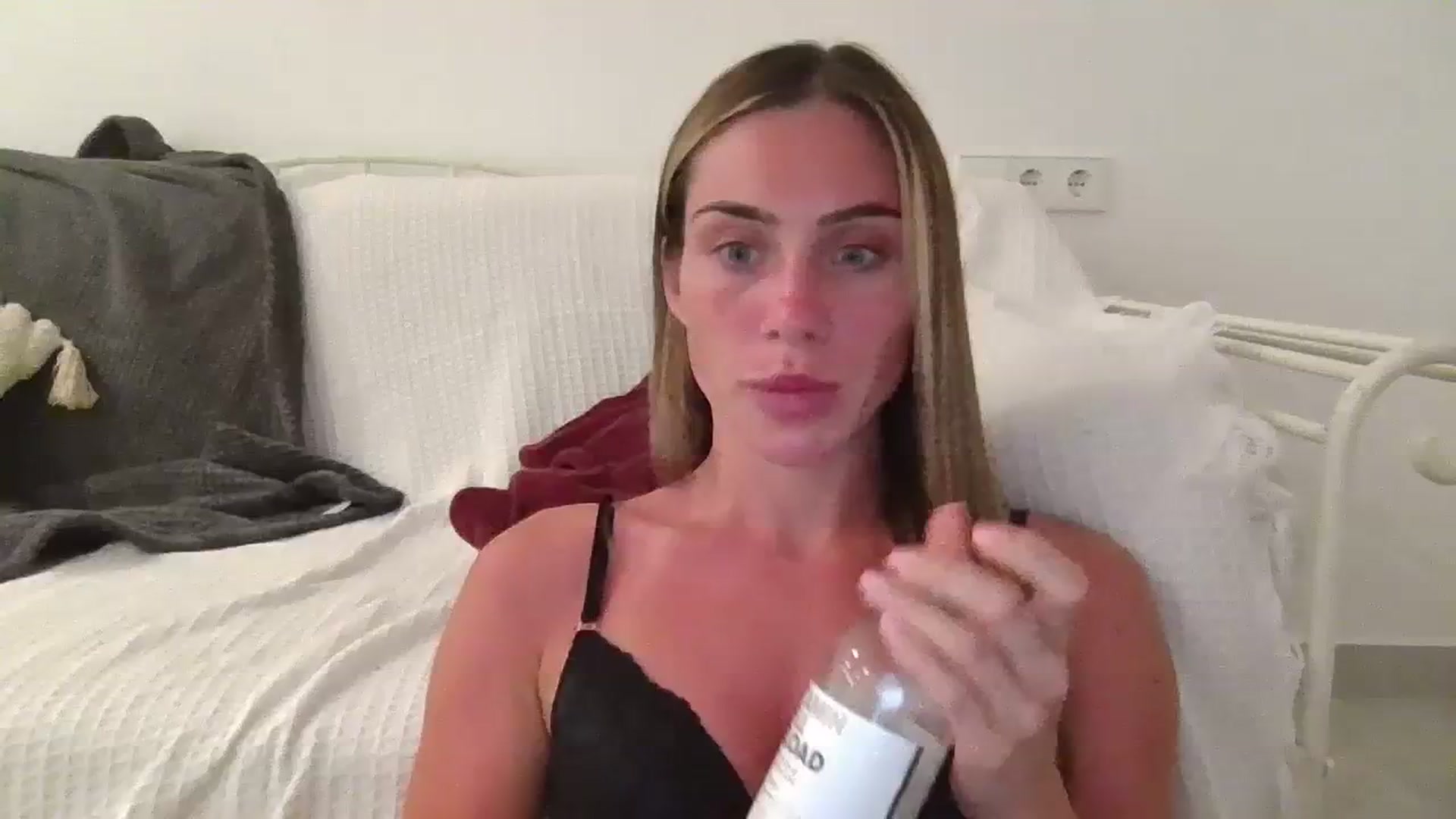 Gallery image thumbnail from B_Rhoades's myfreecams stream on, 07/30/2023, 20:48 image 18 of 20