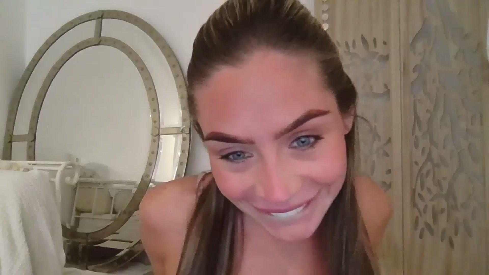 Gallery image thumbnail from B_Rhoades's myfreecams stream on, 08/09/2023, 07:45 image 11 of 20