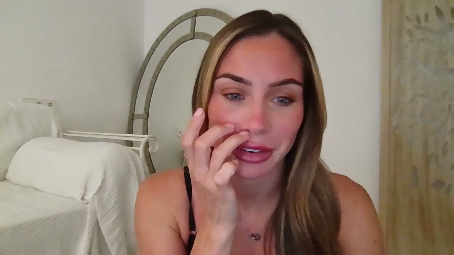 Gallery image thumbnail from B_Rhoades's myfreecams stream on, 08/16/2023, 08:12 image 11 of 20