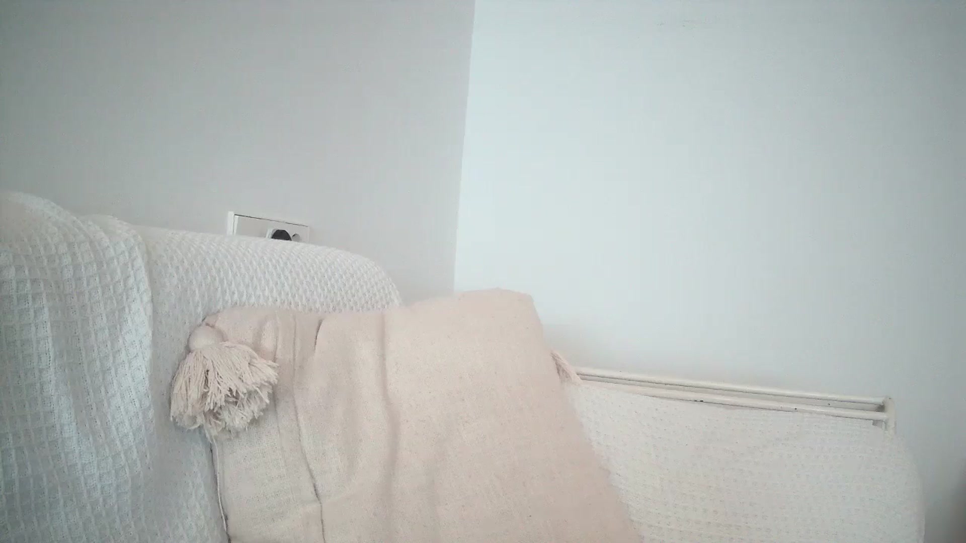 Gallery image thumbnail from B_Rhoades's myfreecams stream on, 09/20/2023, 13:51 image 4 of 20