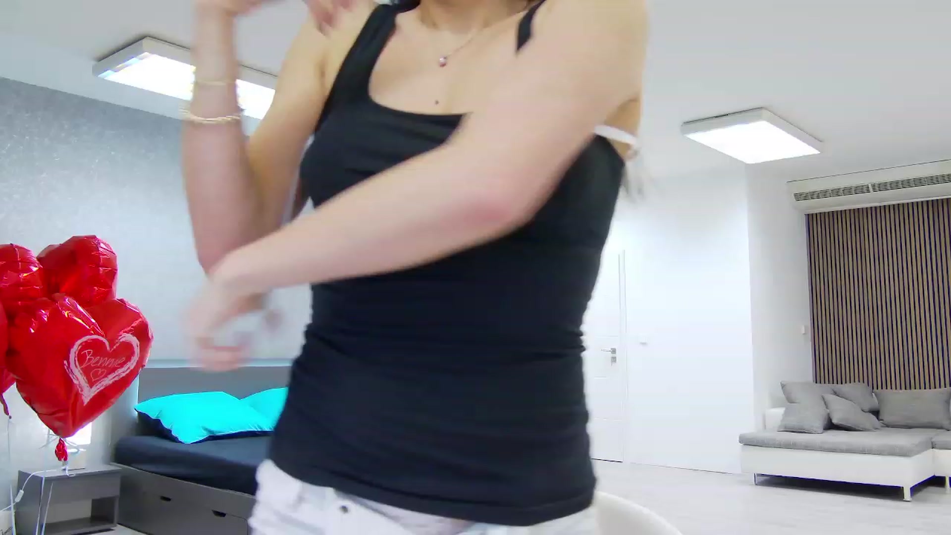 Gallery image thumbnail from B_girl's myfreecams stream on, 02/19/2024, 21:30 image 5 of 20