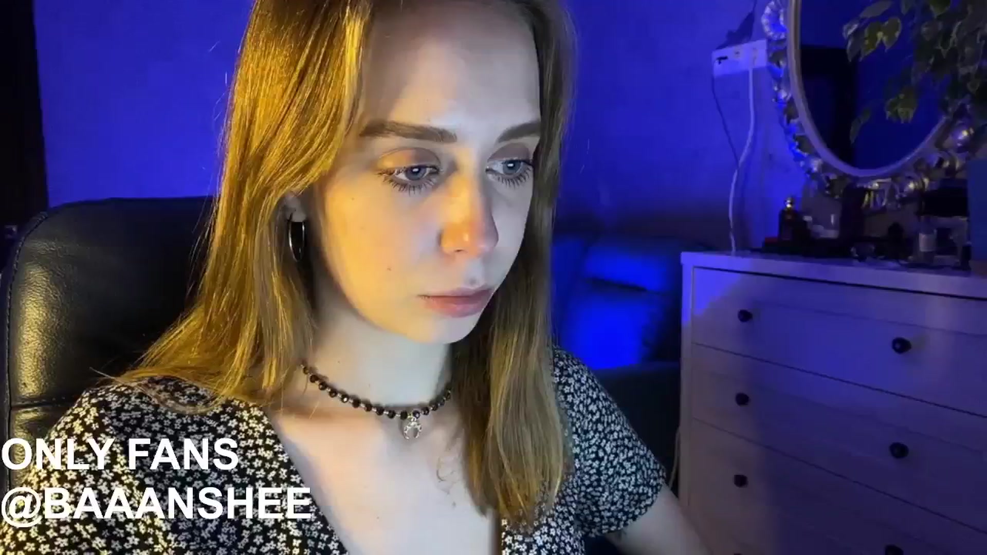 Gallery image thumbnail from Baaanshee's myfreecams stream on, 04/28/2024, 24:15 image 18 of 20