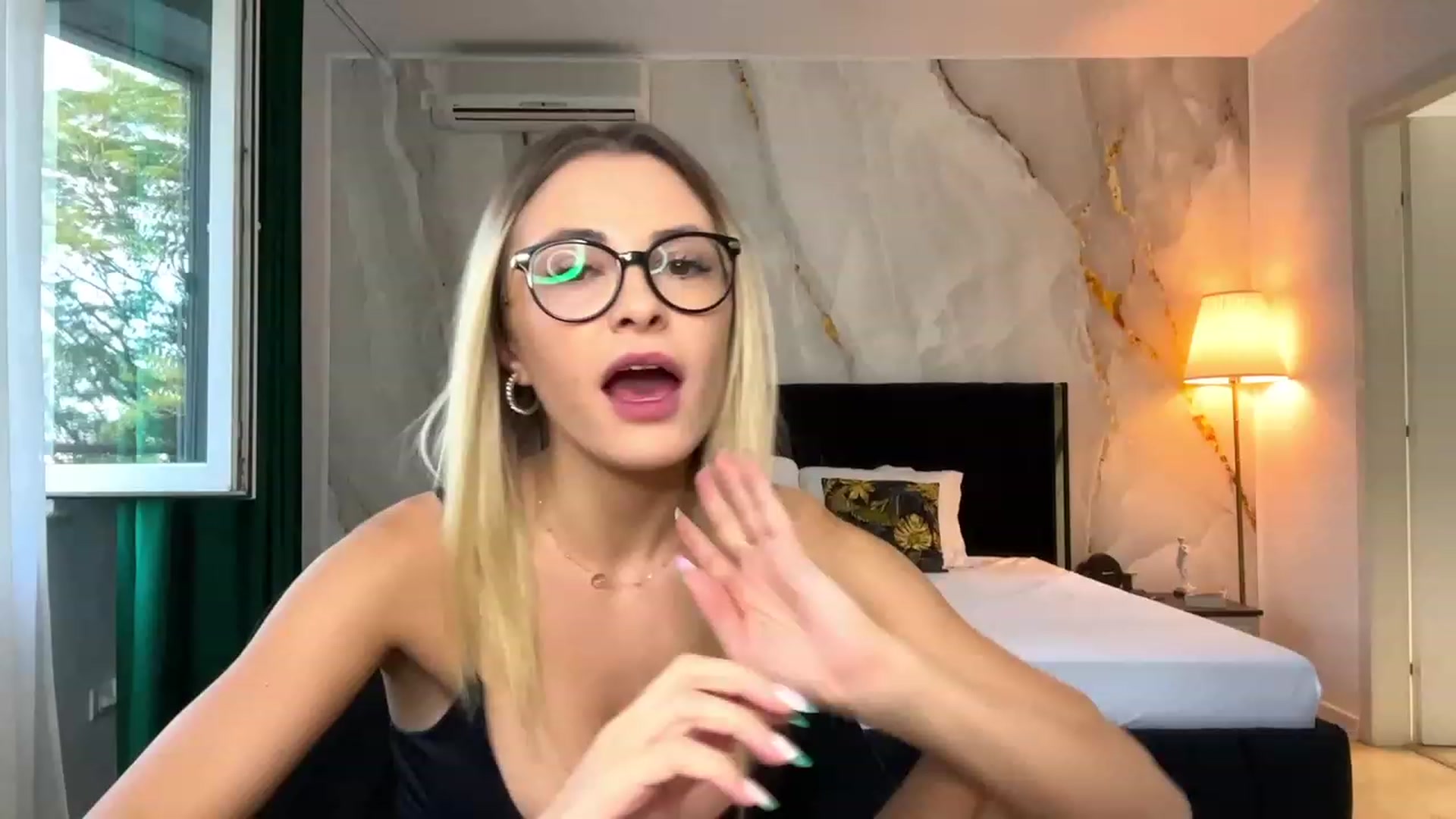 Gallery image thumbnail from BaayBee__'s myfreecams stream on, 09/07/2023, 14:27 image 9 of 20