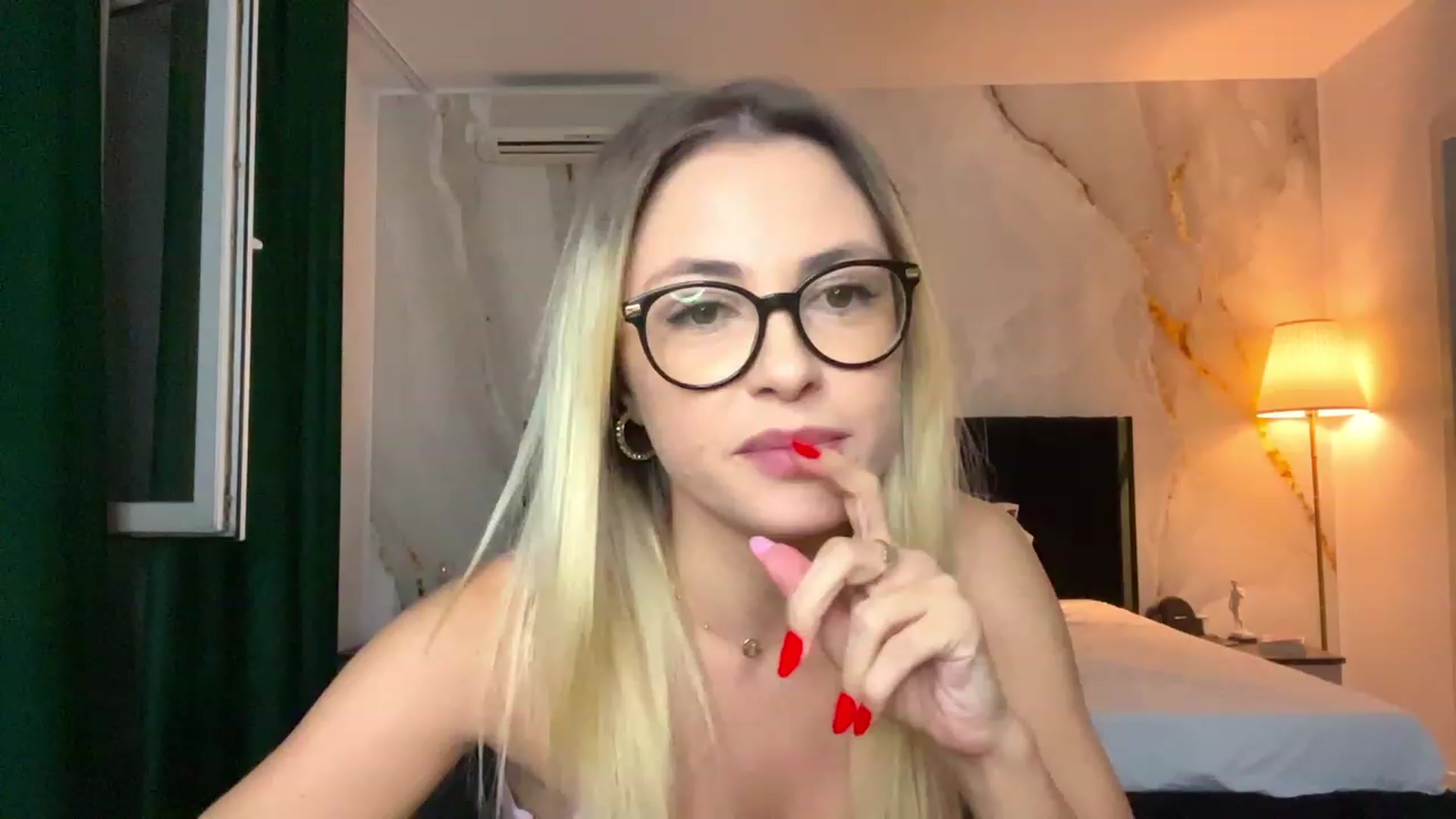 Gallery image thumbnail from BaayBee__'s myfreecams stream on, 09/13/2023, 23:37 image 17 of 20