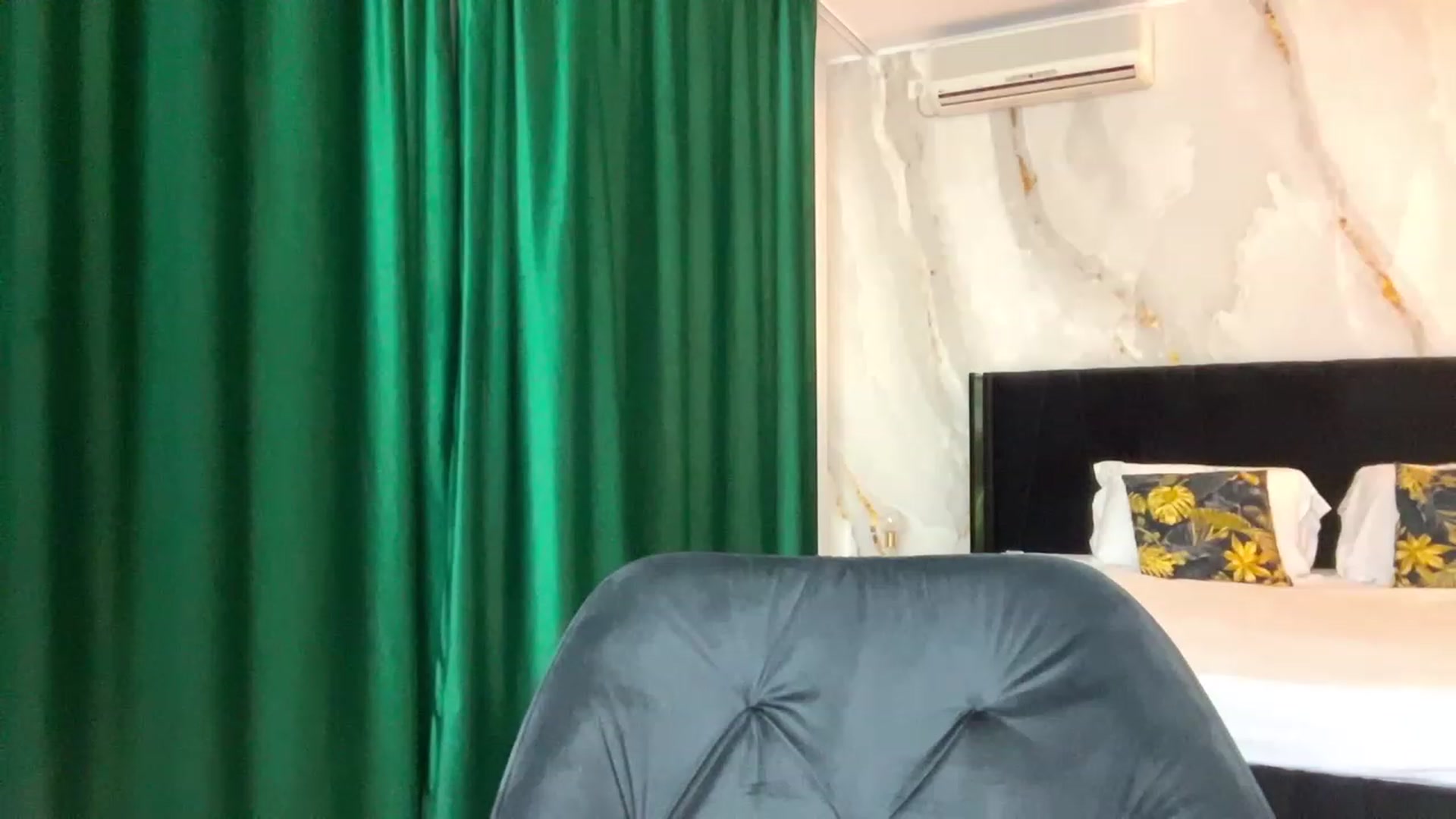 Gallery image thumbnail from BaayBee__'s myfreecams stream on, 09/23/2023, 24:28 image 16 of 20