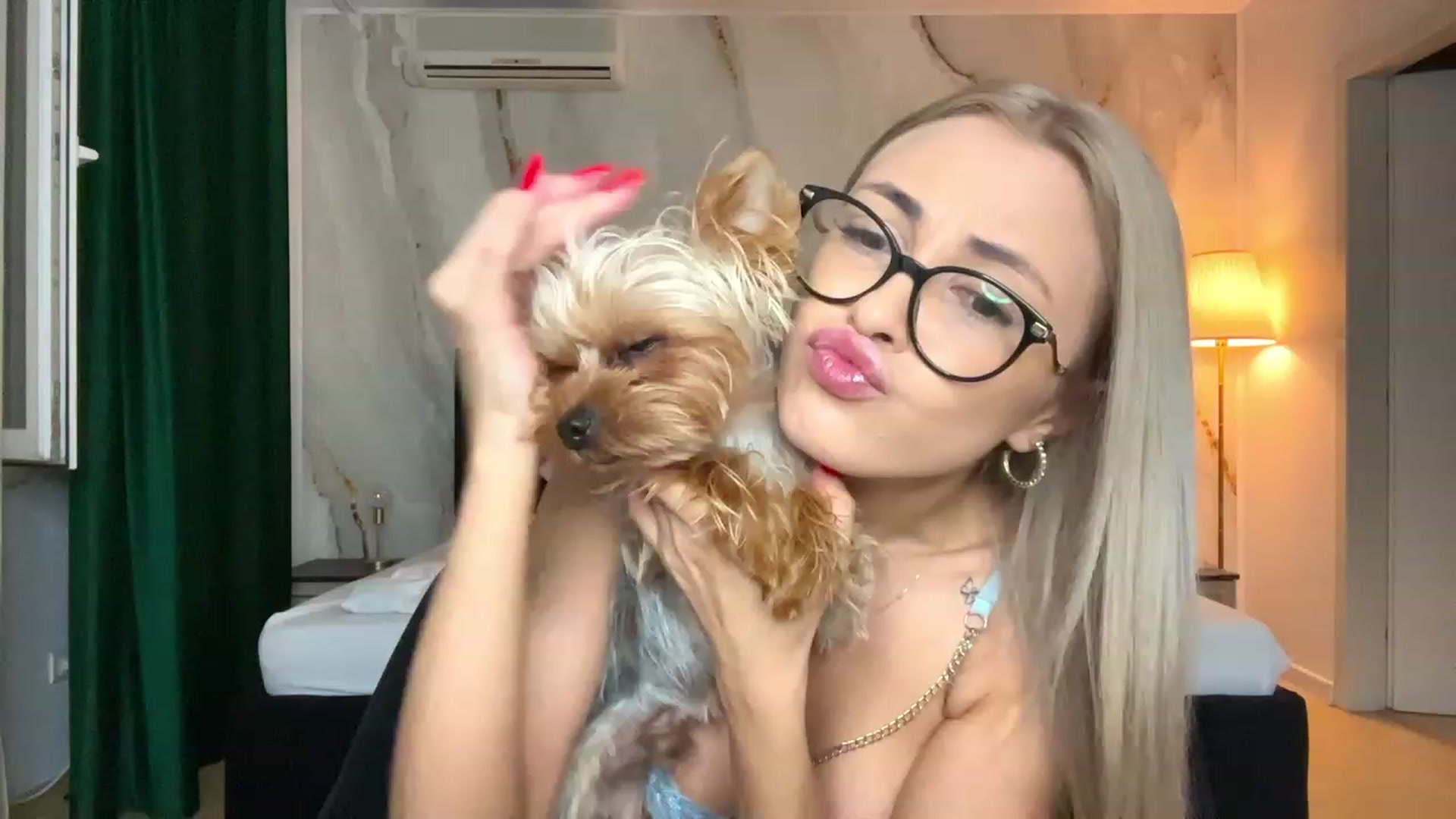 Gallery image thumbnail from BaayBee__'s myfreecams stream on, 09/23/2023, 18:02 image 1 of 20