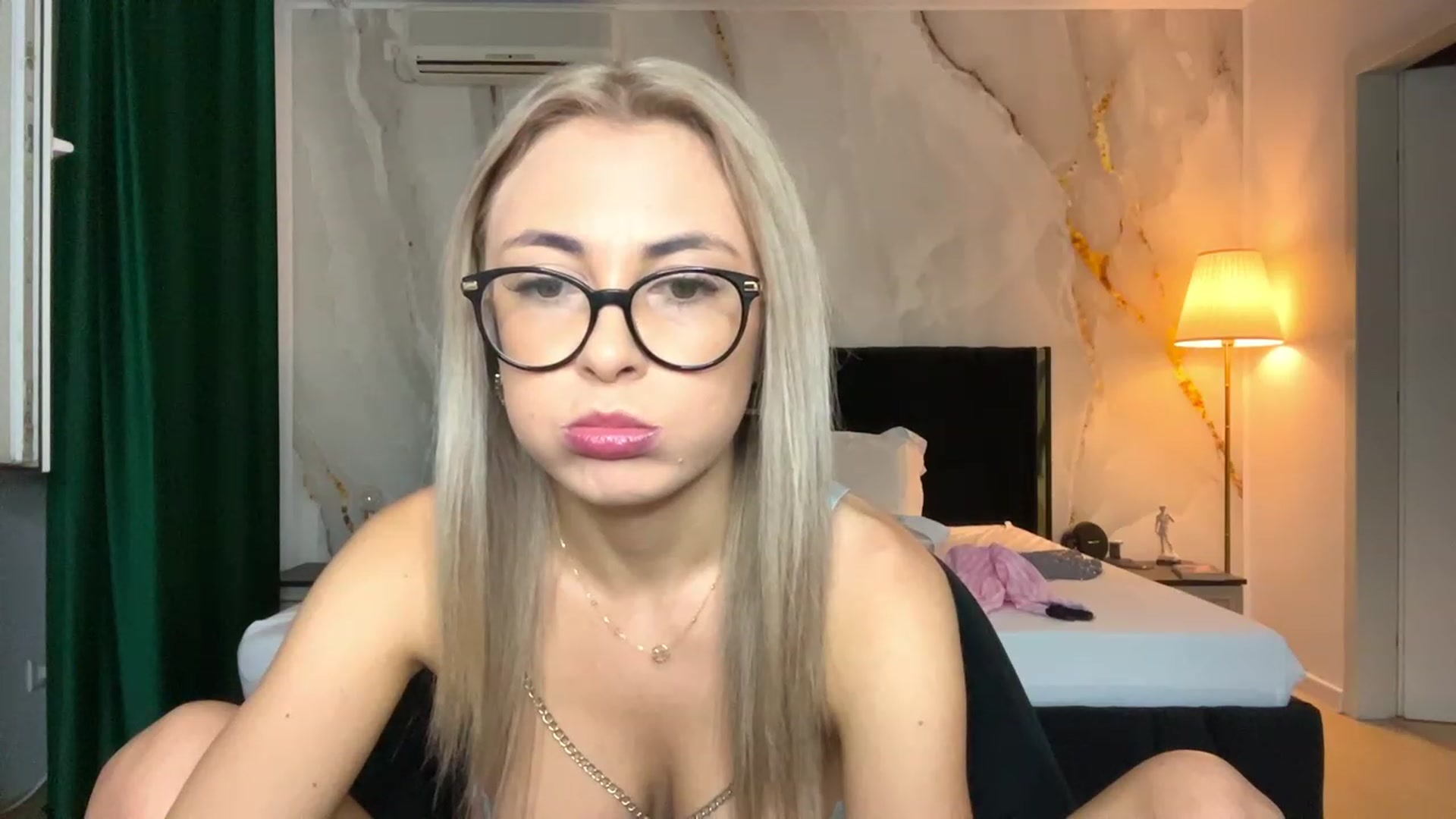 Gallery image thumbnail from BaayBee__'s myfreecams stream on, 09/23/2023, 18:02 image 19 of 20
