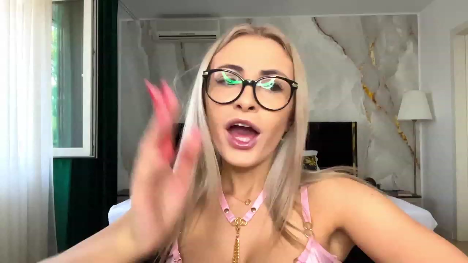 Gallery image thumbnail from BaayBee__'s myfreecams stream on, 09/24/2023, 12:04 image 13 of 20