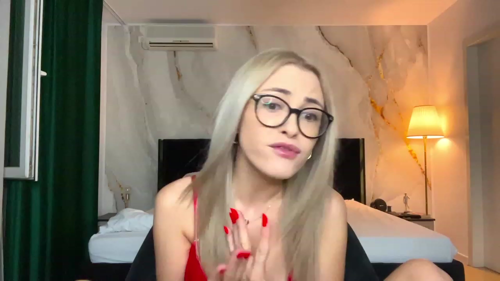 Gallery image thumbnail from BaayBee__'s myfreecams stream on, 09/25/2023, 21:40 image 7 of 20