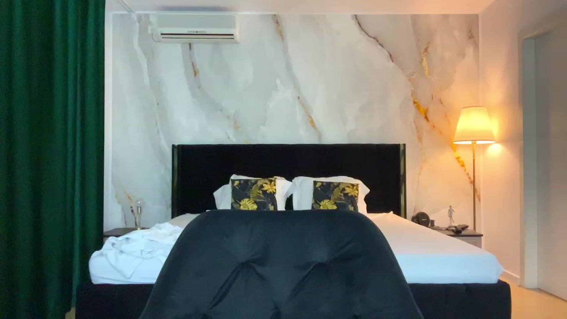 Gallery image thumbnail from BaayBee__'s myfreecams stream on, 09/26/2023, 20:44 image 19 of 20