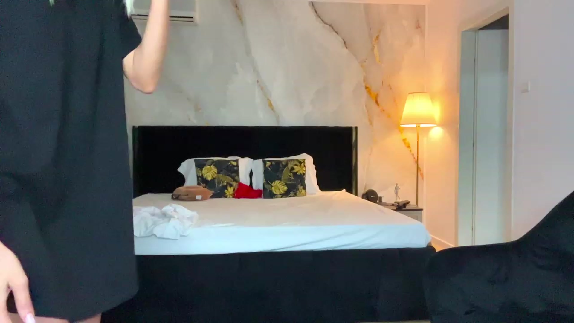 Gallery image thumbnail from BaayBee__'s myfreecams stream on, 09/28/2023, 01:45 image 5 of 20