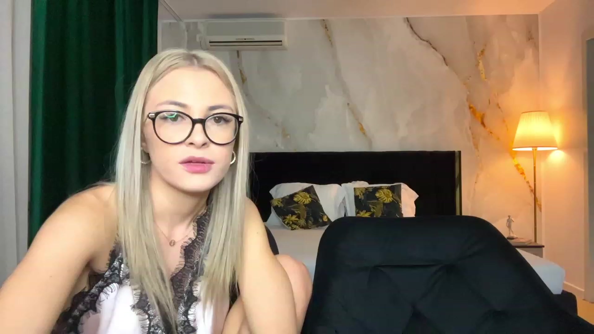 Gallery image thumbnail from BaayBee__'s myfreecams stream on, 09/28/2023, 22:14 image 1 of 20