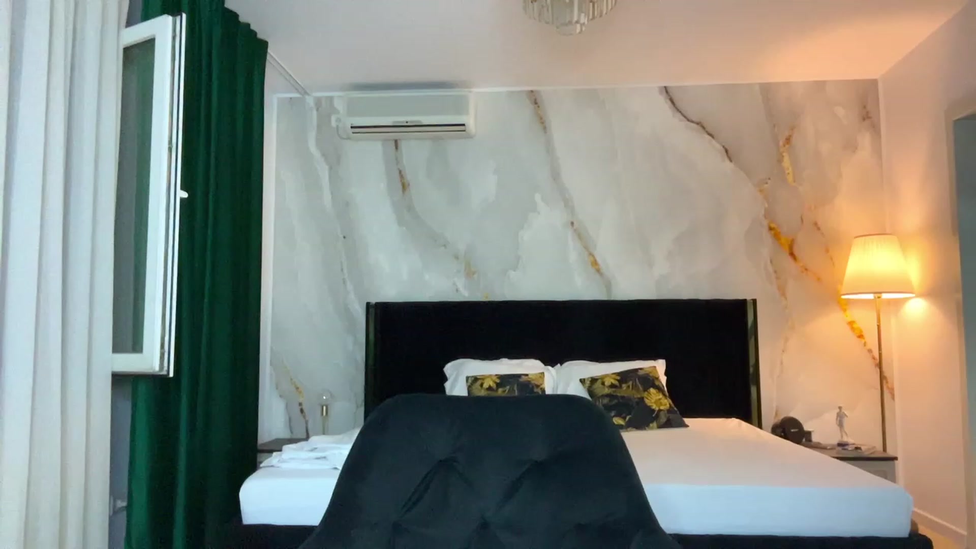 Gallery image thumbnail from BaayBee__'s myfreecams stream on, 09/30/2023, 22:58 image 2 of 20