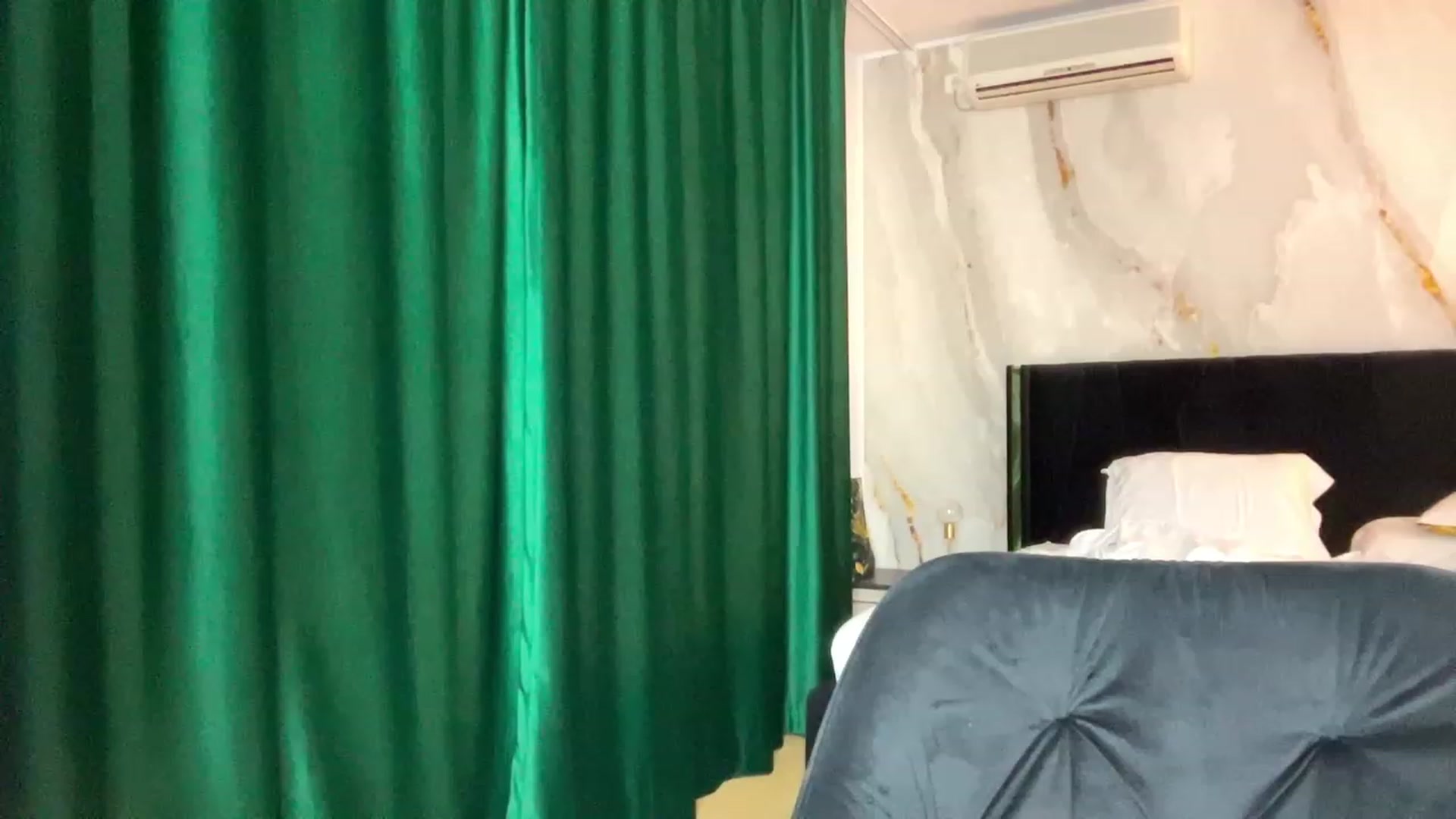 Gallery image thumbnail from BaayBee__'s myfreecams stream on, 10/01/2023, 23:04 image 1 of 20