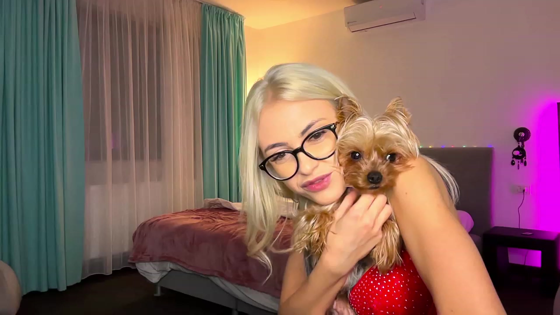 Gallery image thumbnail from BaayBee__'s myfreecams stream on, 01/06/2024, 21:29 image 10 of 20