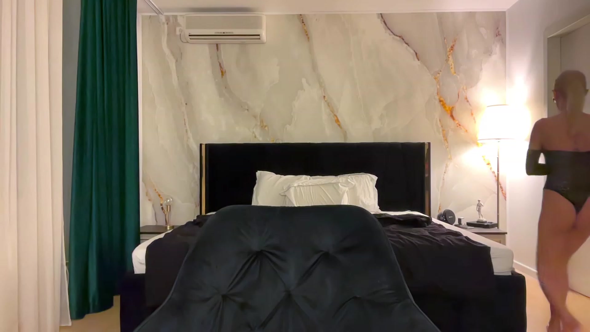 Gallery image thumbnail from BaayBee__'s myfreecams stream on, 01/18/2024, 24:36 image 16 of 20