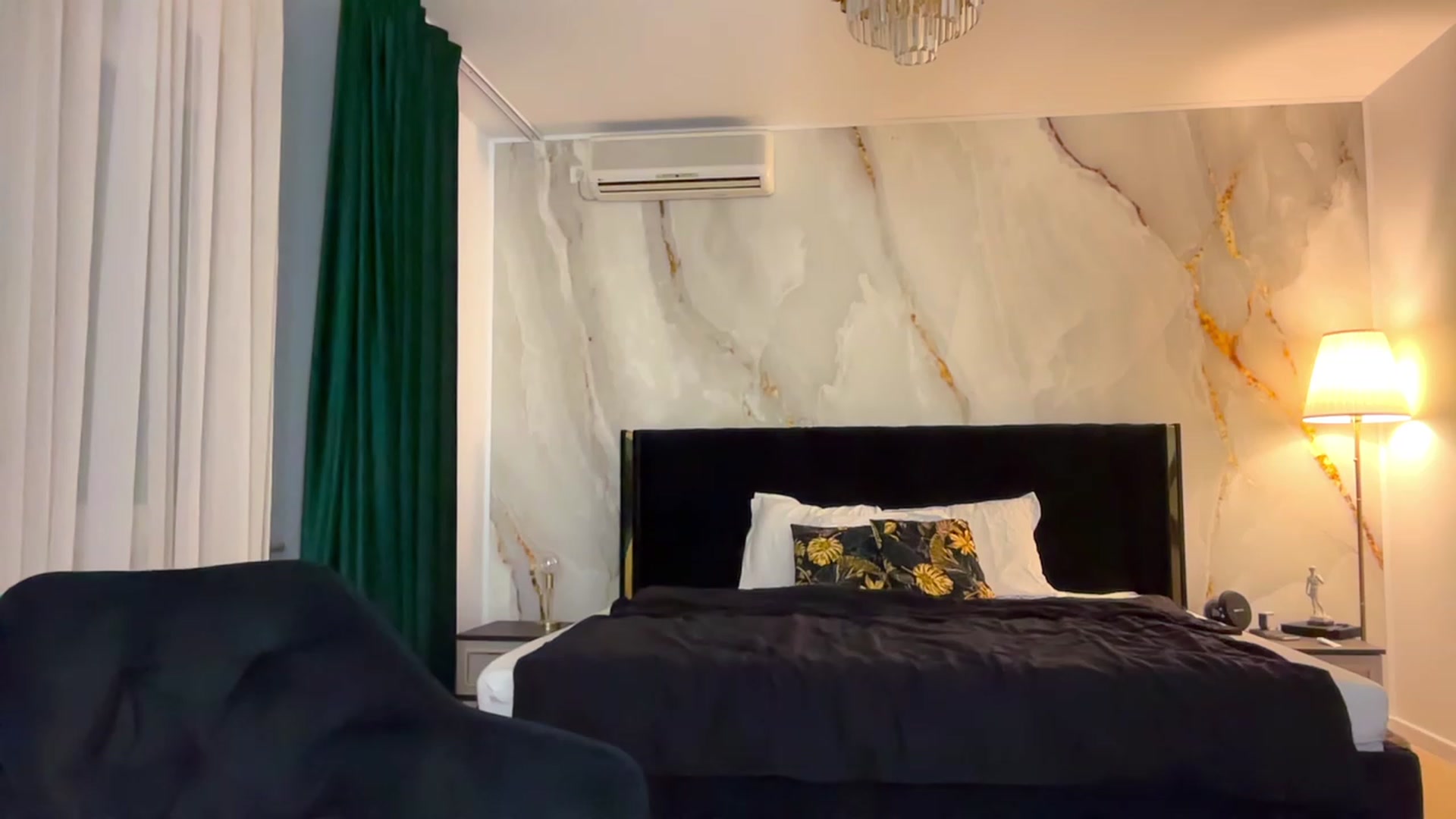 Gallery image thumbnail from BaayBee__'s myfreecams stream on, 01/18/2024, 22:29 image 15 of 20