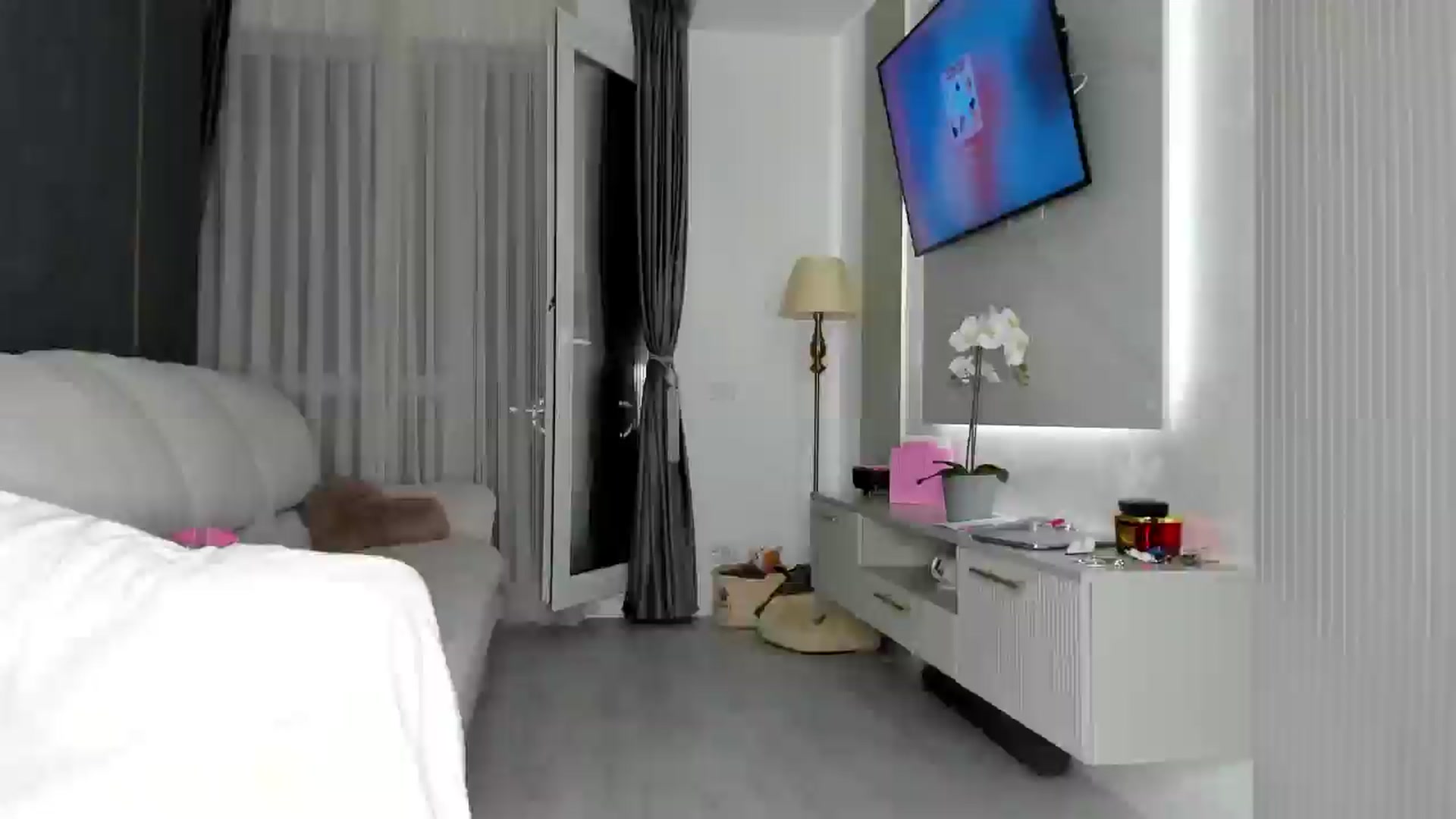 Gallery image thumbnail from BaayBee__'s myfreecams stream on, 06/30/2024, 24:44 image 19 of 20