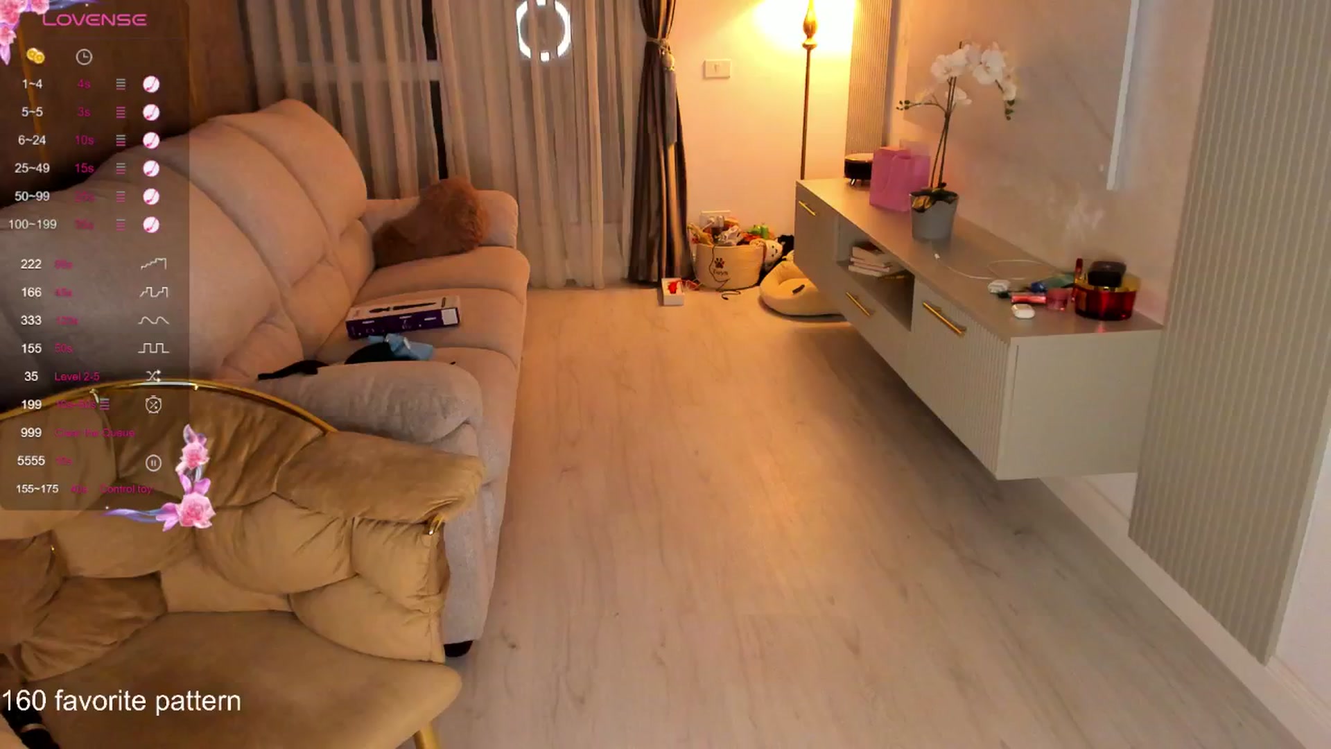 Gallery image thumbnail from BaayBee__'s myfreecams stream on, 07/26/2024, 02:43 image 15 of 20