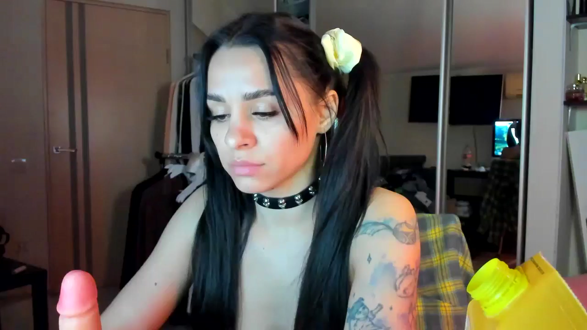 Gallery image thumbnail from BabaYaga___'s myfreecams stream on, 05/06/2025, 24:16 image 3 of 20